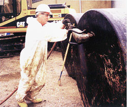 Tank cleaning machine Tank cleaning machine