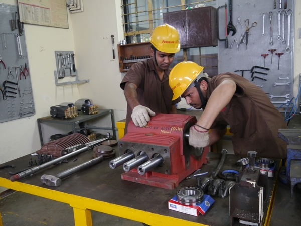 aboutus_Assembly Shop